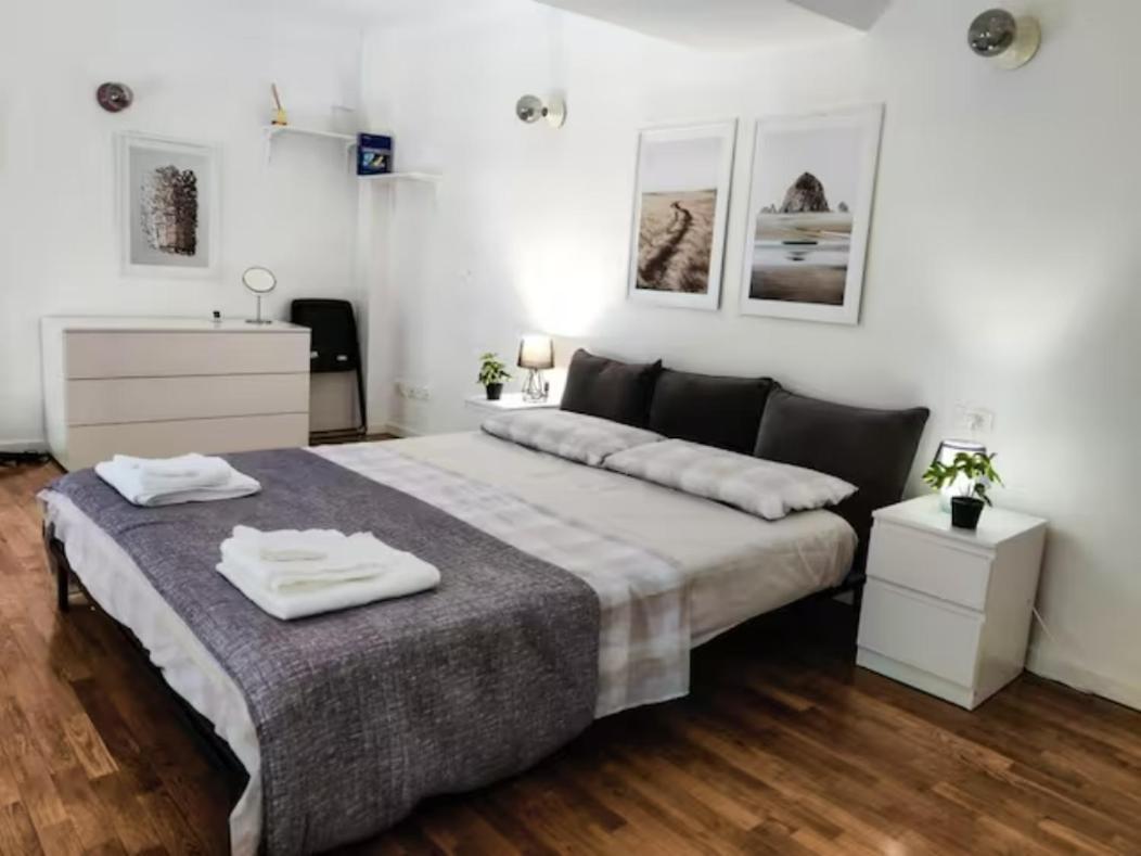 בולוניה Accogliente Loft In Palazzo Storico Centrale מראה חיצוני תמונה